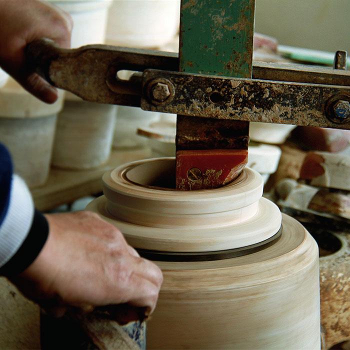 美濃焼 toki minoyaki japan 冷酒器 セット 酒器セット お猪口 冷酒 徳利 おちょこ ペア とっくり 酒器 黒結晶片口金巻 陶器 手作り 2号 食器 結婚祝い 還暦祝い 祝い 還暦 プレゼント ギフト ギフトセット 食器セット お土産 誕生日 贈り物 お祝い 母の日 父の日