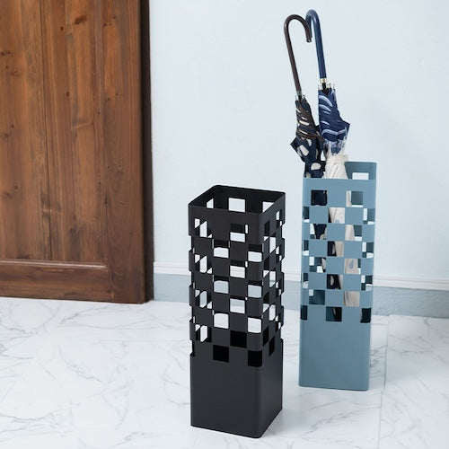 傘立て傘入れアンブレラスタンド玄関かさ収納スチール四角長方形コンパクトスリム水受けトレー付き通気性清潔チェック柄おしゃれチェッカーカフェスタイリッシュシンプル軽い安定感持ち運び店舗かわいい一人暮らしazm家具