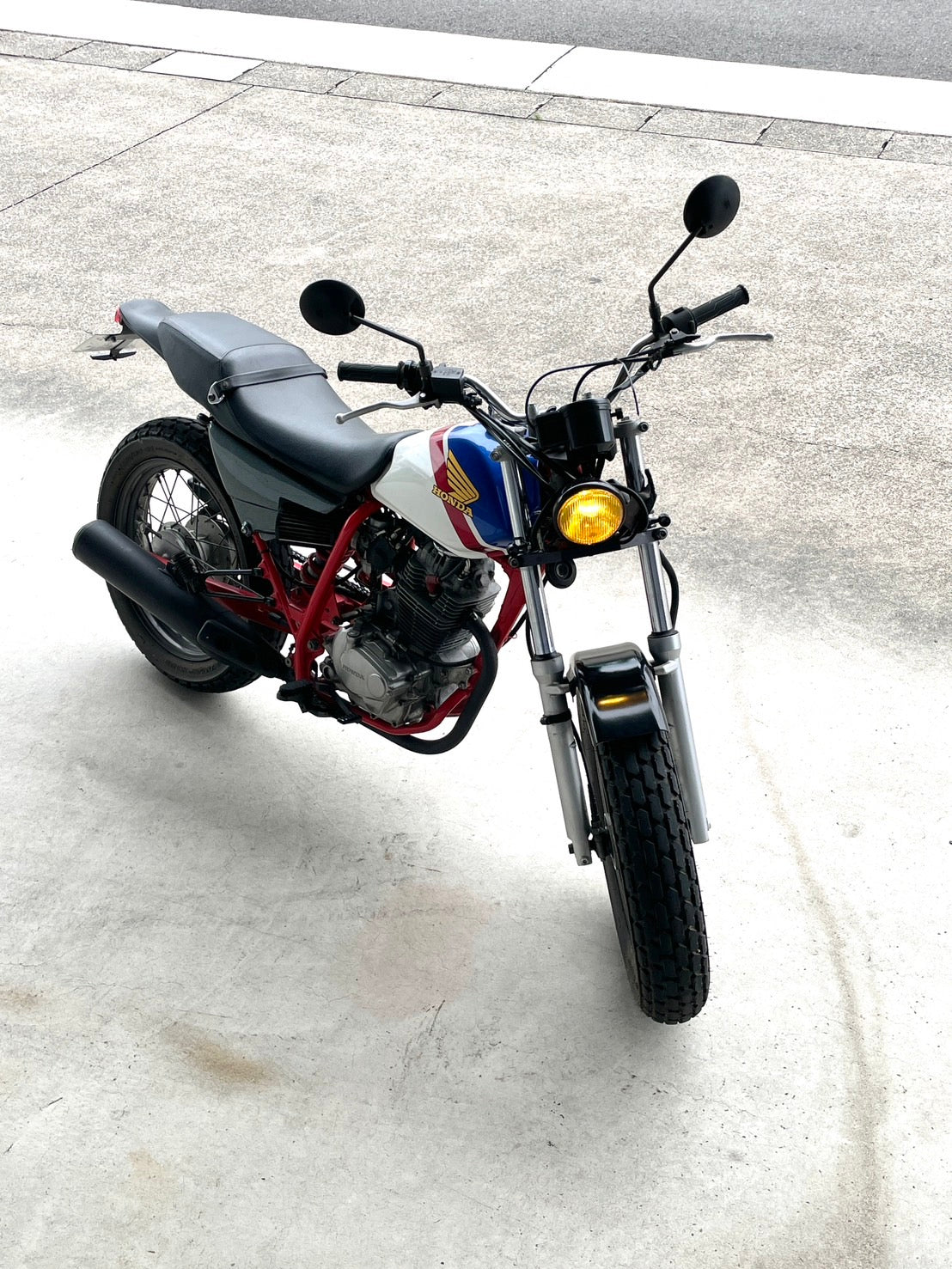 【中古車】HONDA 2000年式 FTR223 トリコロール