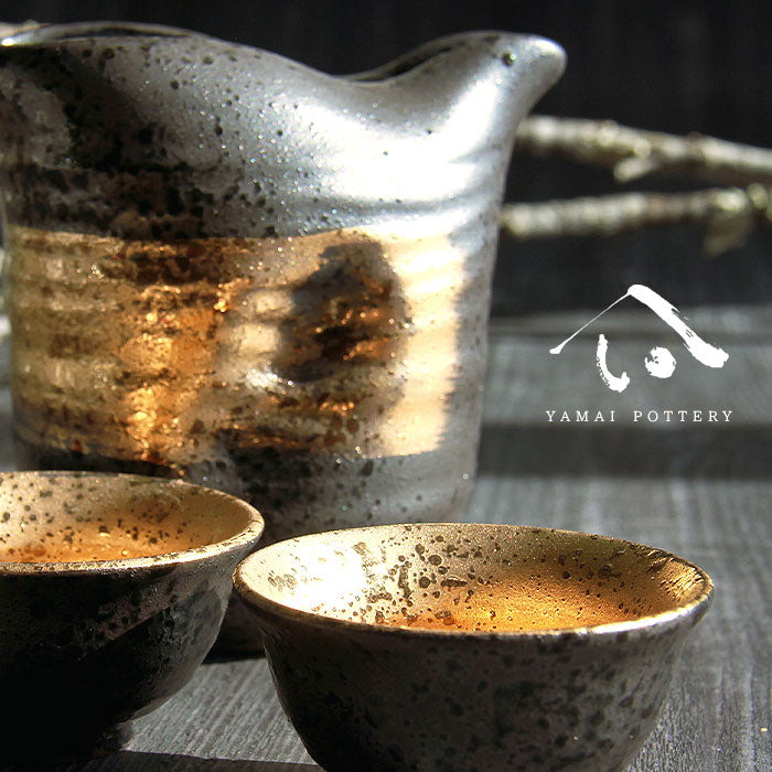 美濃焼 toki minoyaki japan 冷酒器 セット 酒器セット お猪口 冷酒 徳利 おちょこ ペア とっくり 酒器 黒結晶片口金巻 陶器 手作り 2号 食器 結婚祝い 還暦祝い 祝い 還暦 プレゼント ギフト ギフトセット 食器セット お土産 誕生日 贈り物 お祝い 母の日 父の日